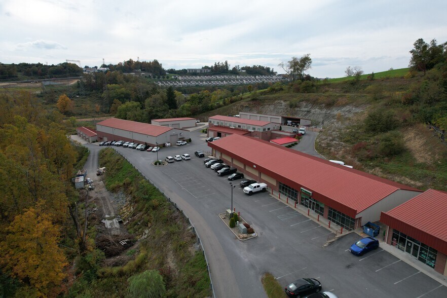 More Photos Of 700 Business Park Dr, Morgantown Showroom For Lease