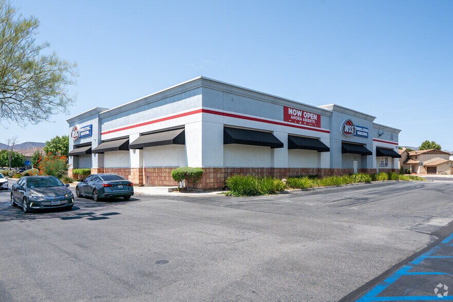 More Photos Of 39202 10th St W, Palmdale Freestanding For Sale