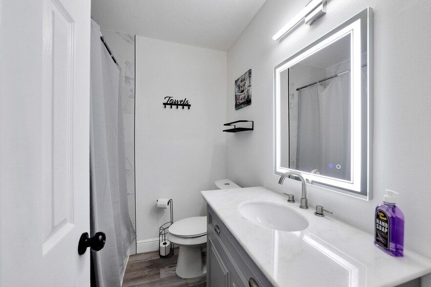 More Photos Of 4513 W McElroy Ave, Tampa Apartments For Sale