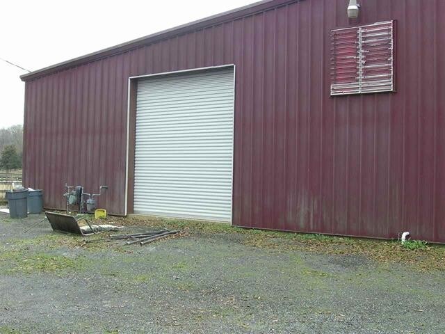 More Photos Of 2930 Springridge Rd, Raymond Freestanding For Lease