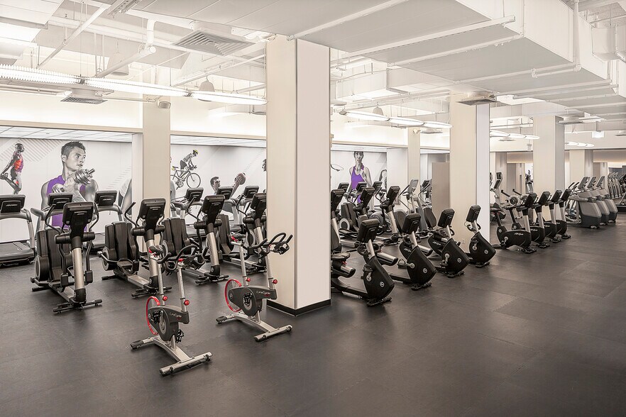 More Photos Of 350 Fifth Ave, New York Office For Lease