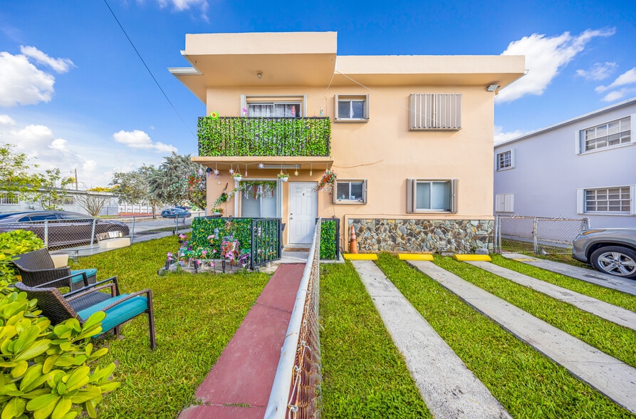 More Photos Of 955 W 23rd St, Hialeah Apartments For Sale