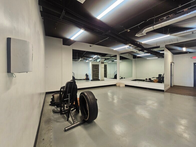More Photos Of 1800 Great Neck Rd, Copiague Apartments For Lease
