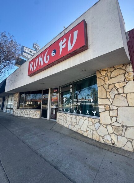 More Photos Of 14408 E Whittier Blvd, Whittier Office For Lease