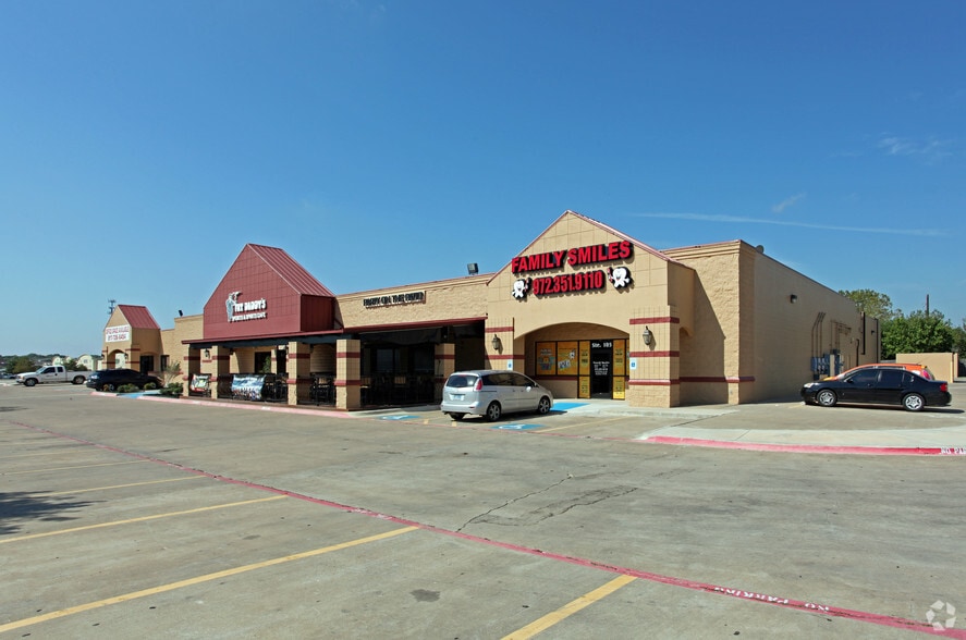 More Photos Of 1011 N Highway 77, Waxahachie Unknown For Lease