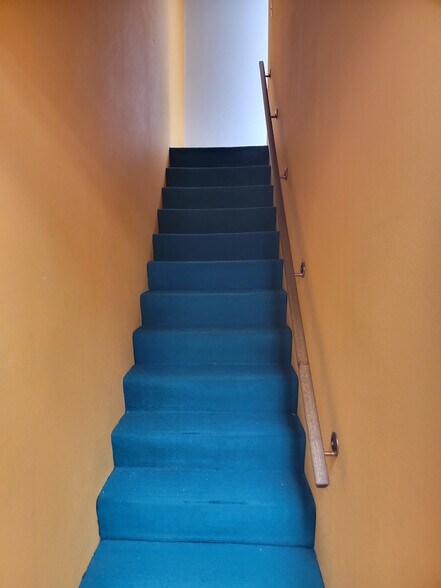 More Photos Of 707 S Main St, Lebanon Office For Sale