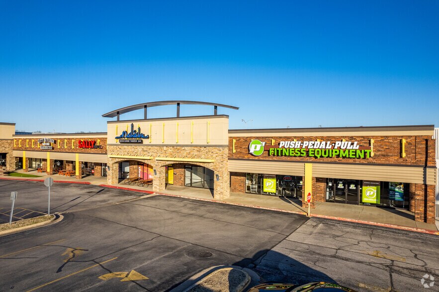 More Photos Of 3500-3700 S Campbell Ave, Springfield Unknown For Lease