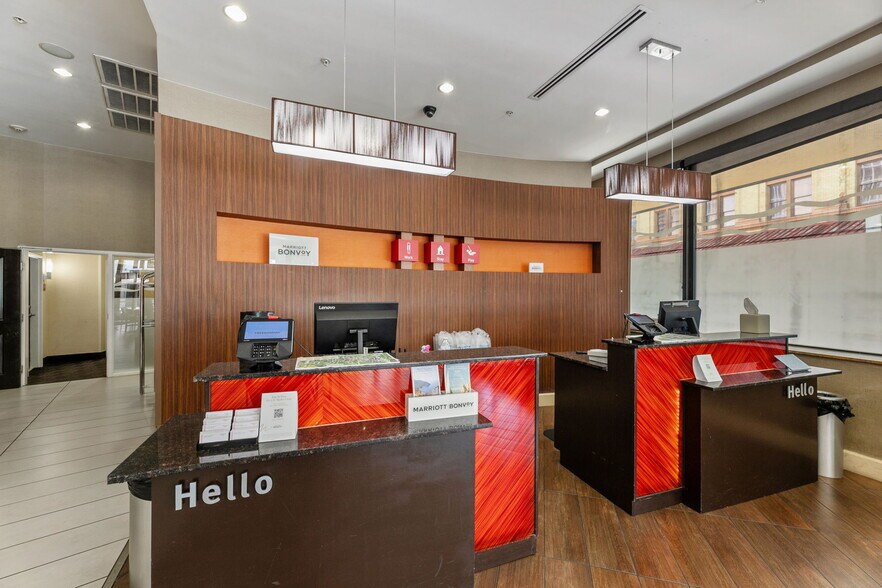 More Photos Of 409 E Houston St, San Antonio Hotel For Sale