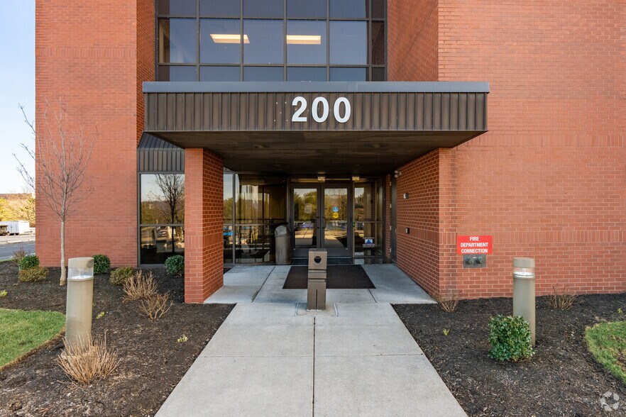 More Photos Of 150 Corporate Center Dr, Camp Hill Unknown For Lease