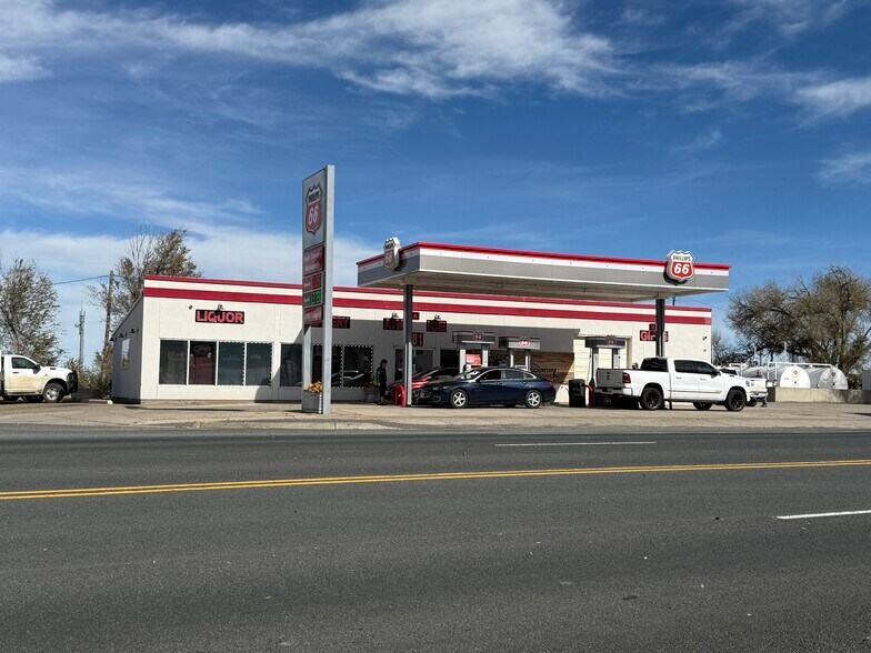 More Photos Of 781 Broadway ave, Des Moines General Retail For Sale