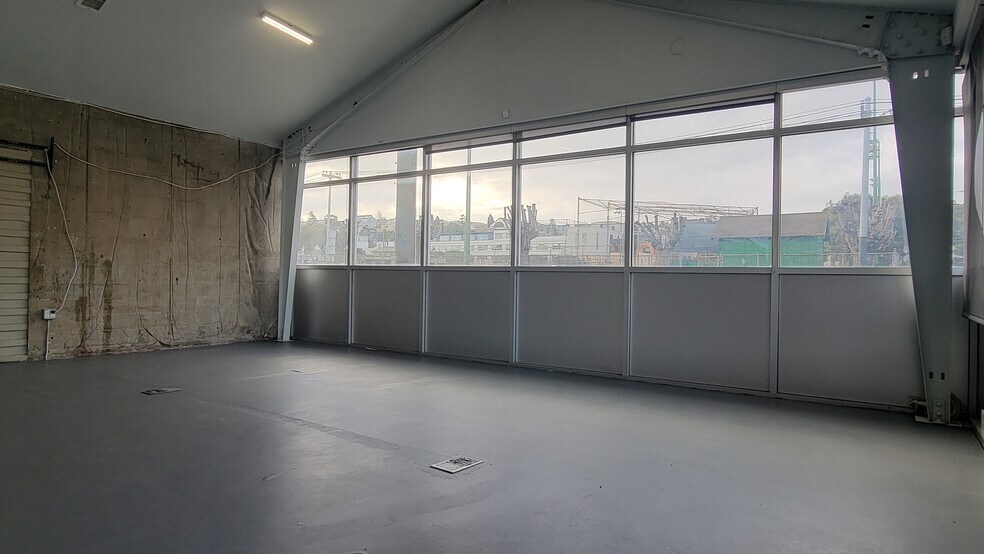 More Photos Of 277 Carolina St, San Francisco Flex For Lease