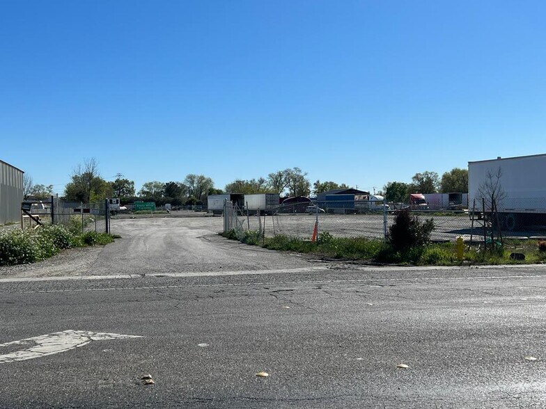 More Photos Of 1310 E Beamer St, Woodland Land For Sale