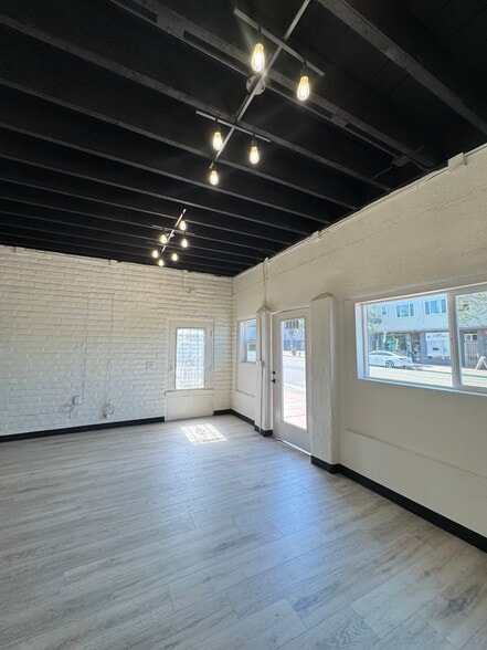 More Photos Of 3432-3434 University Ave, San Diego Storefront Retail Office For Lease