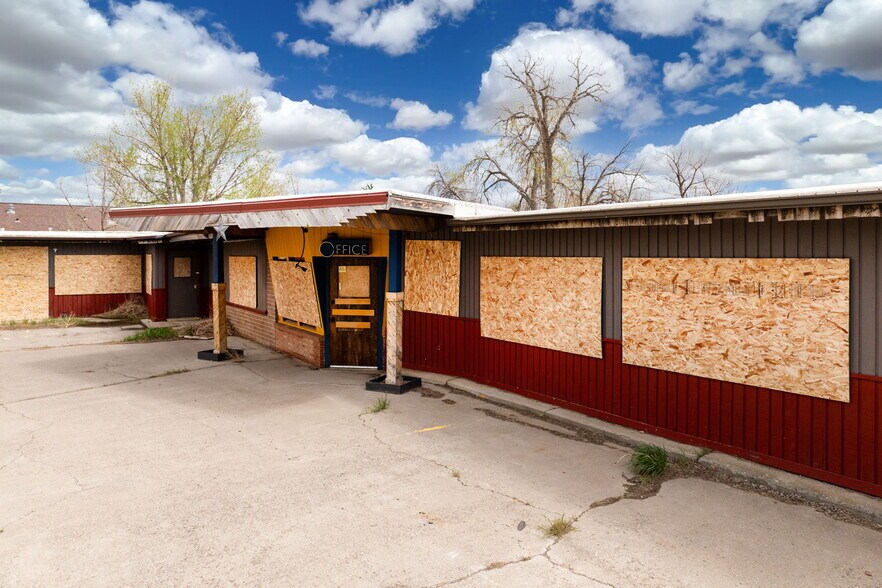More Photos Of 1521 1st Ave NW, Great Falls Hotel For Sale
