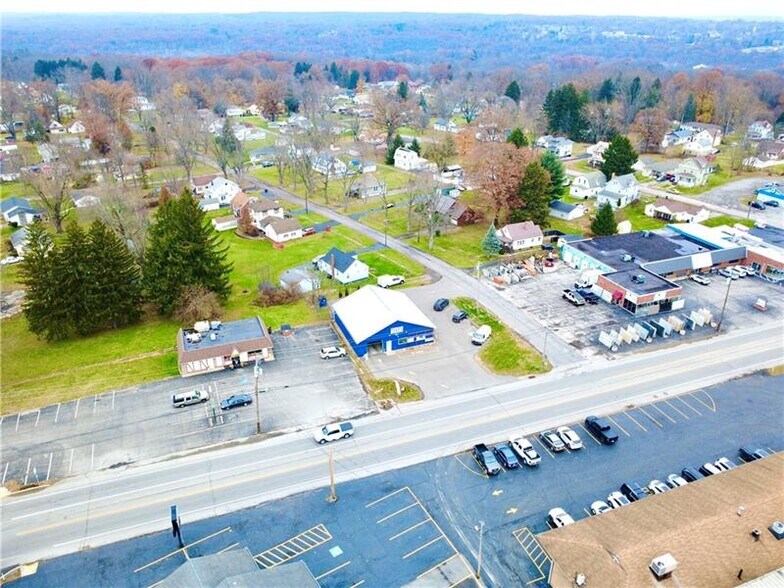 More Photos Of 1814 W State St, New Castle Convenience Store For Sale
