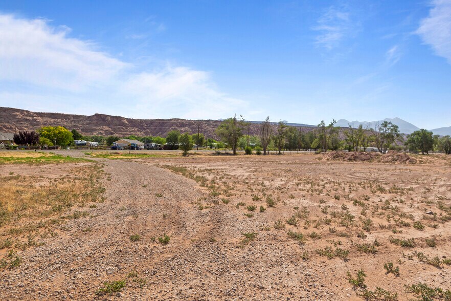 More Photos Of 3640 Spanish Valley dr, Moab Land For Sale