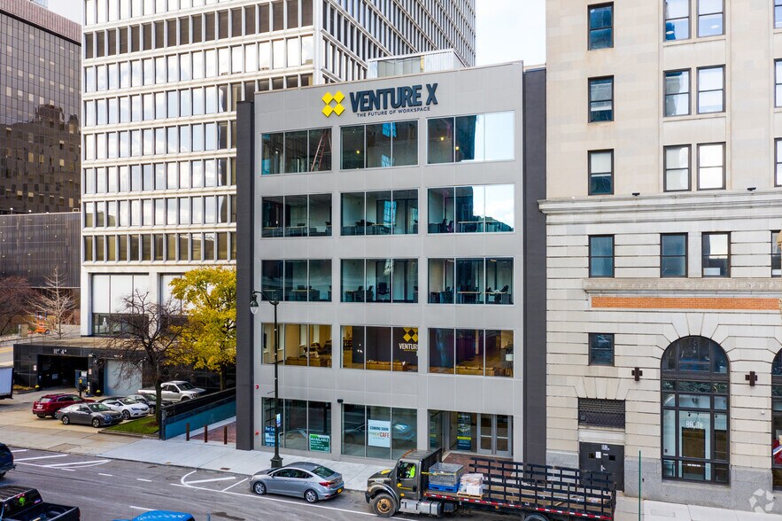 More Photos Of 220 W Congress St, Detroit Coworking Space