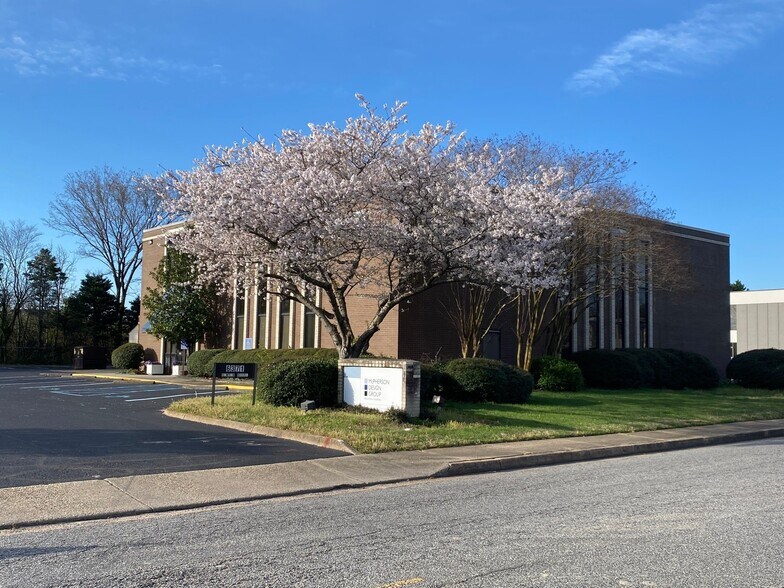 More Photos Of 6371 Center Dr, Norfolk Office For Lease