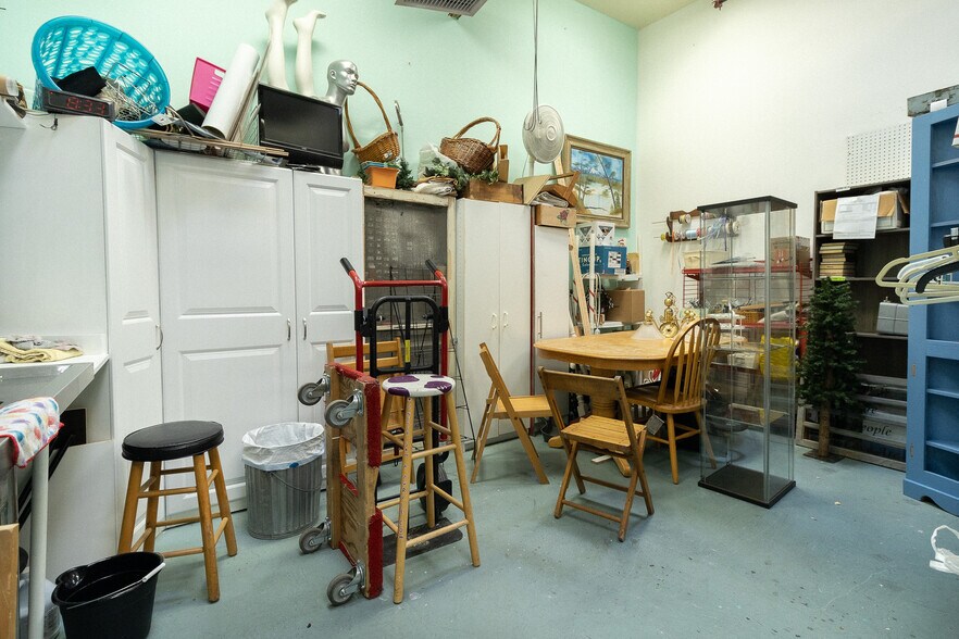 More Photos Of 1212 Wyoming St, Boulder City Storefront Retail Residential For Sale