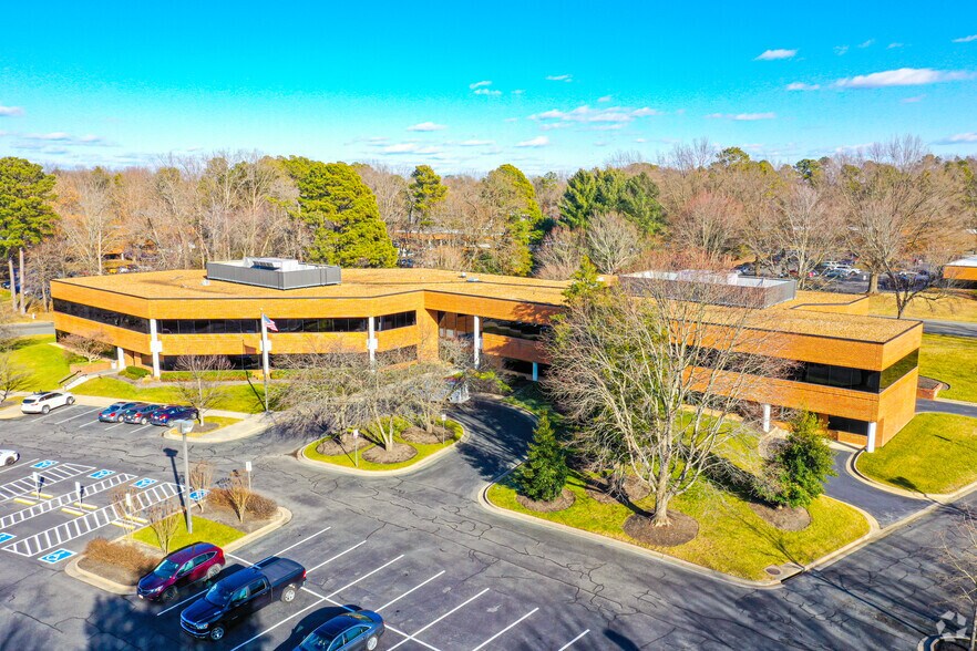 More Photos Of 4191 Innslake Dr, Glen Allen Office For Lease