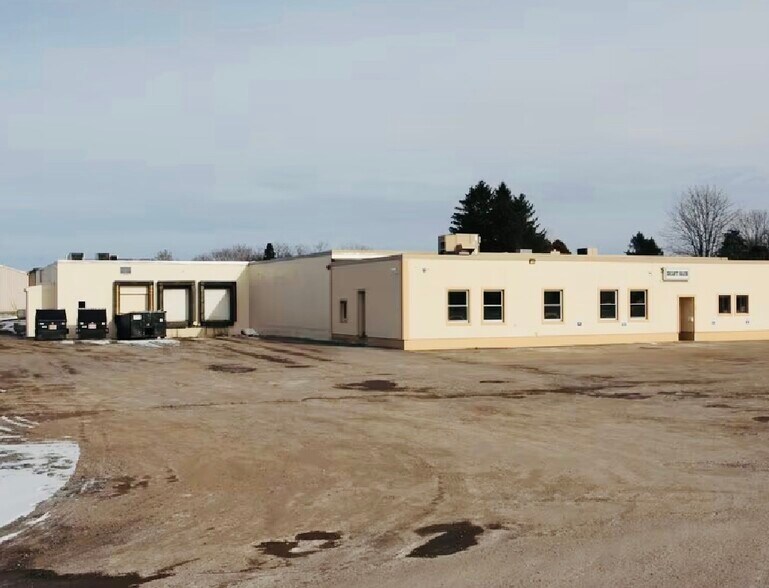 More Photos Of 36 Garden St, New York Mills Manufacturing For Sale