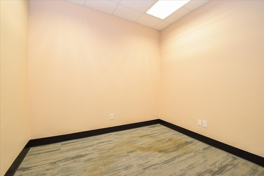 More Photos Of 1405 Mill Race Dr, Salem Industrial For Sale