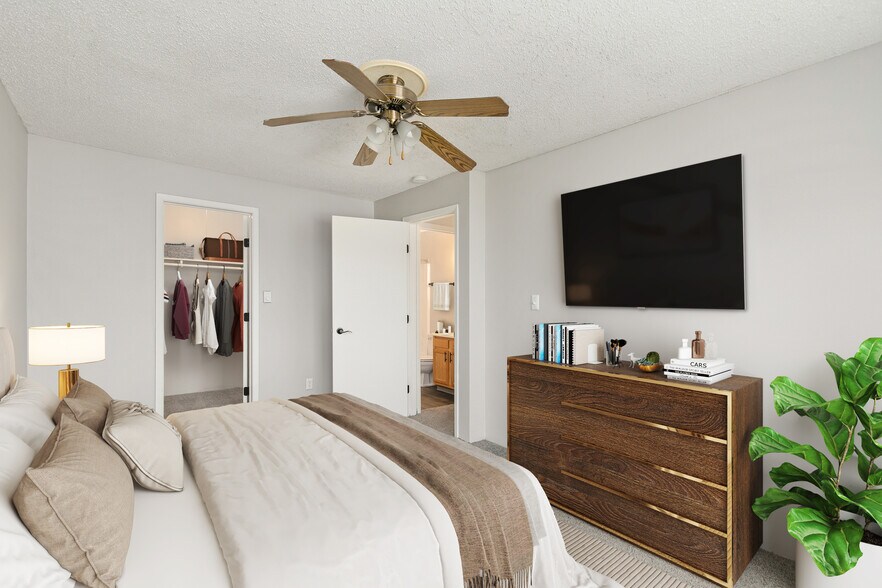 More Photos Of 100-112 5th Ave NW, Altoona Apartments For Sale