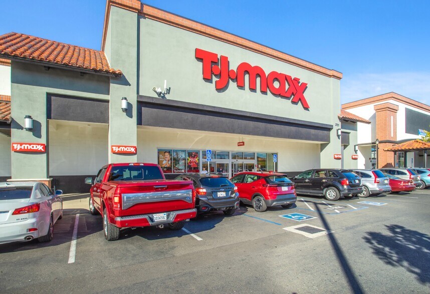 More Photos Of 2601-2805 Marconi Ave, Sacramento Unknown For Lease