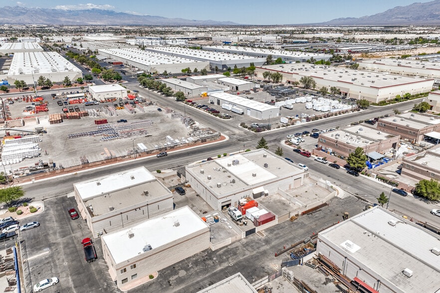 More Photos Of 2984 Marco St, Las Vegas Light Manufacturing For Sale