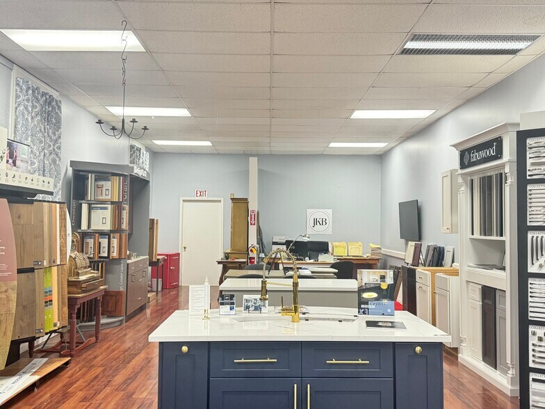 More Photos Of 12-16 S Main St, Jordan General Retail For Sale