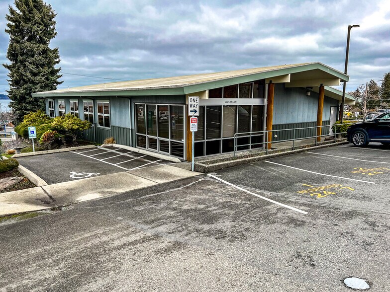 Primary Photo Of 202 Lincoln Ave, Mukilteo Office For Sale
