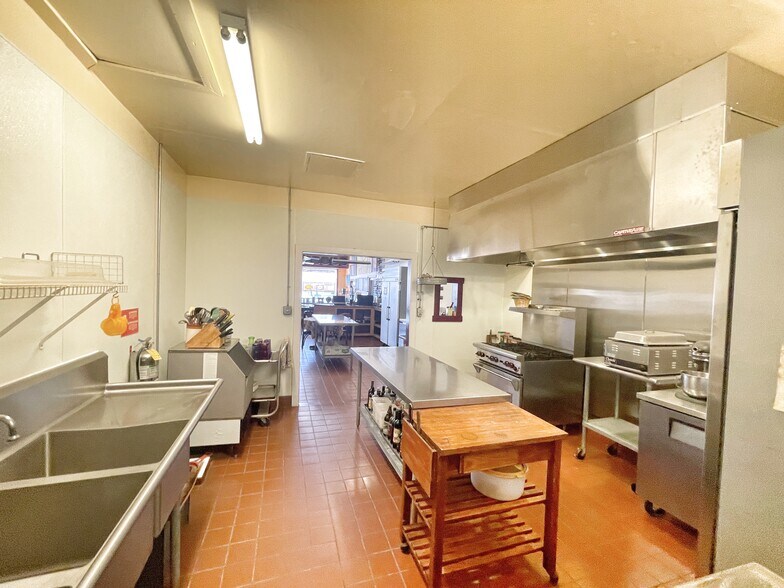 More Photos Of 7-9 Main St, Isleton Storefront Retail Residential For Sale