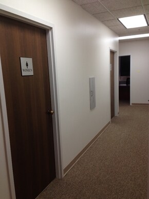 More Photos Of 45645 Willow Pond Plz, Sterling Office For Sale