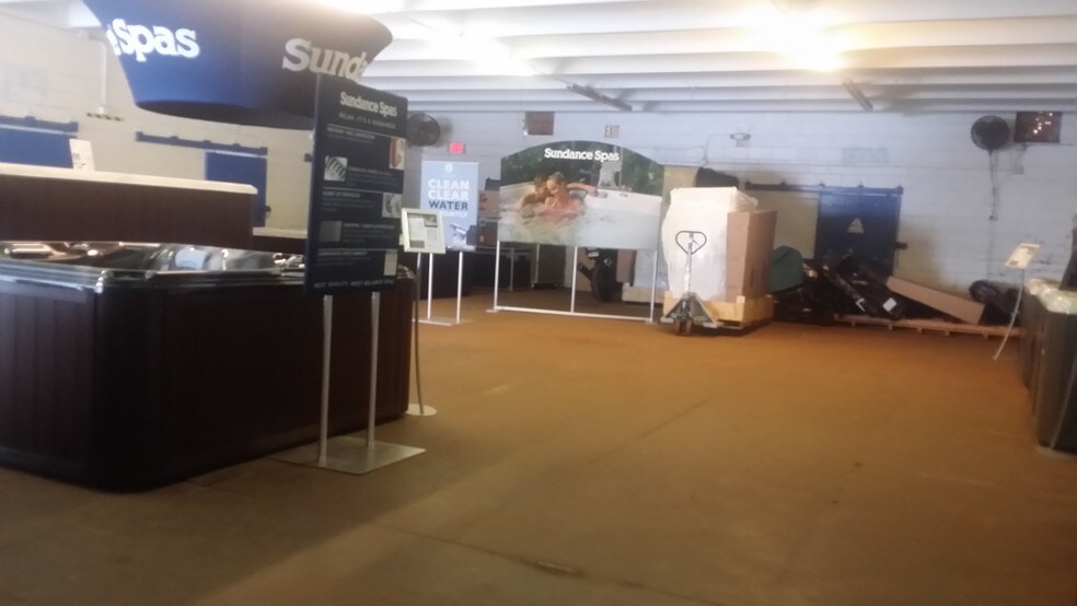 More Photos Of 1531 E Altamonte Dr, Casselberry Freestanding For Lease