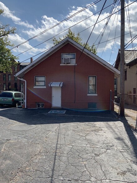 More Photos Of 121 Walnut St, Evansville Religious Facility For Sale