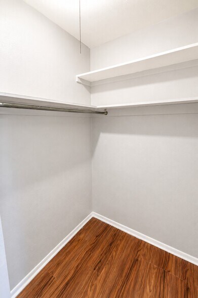 More Photos Of 650-660 Straight St, Cincinnati Apartments For Sale