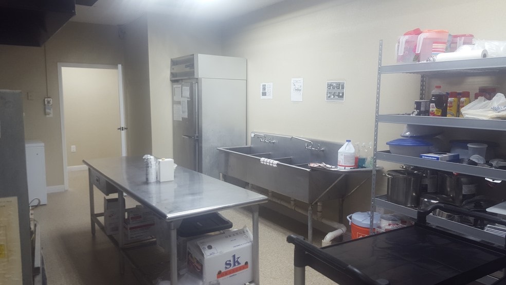 More Photos Of 2755 Flat Shoals Rd, College Park Daycare Center For Sale