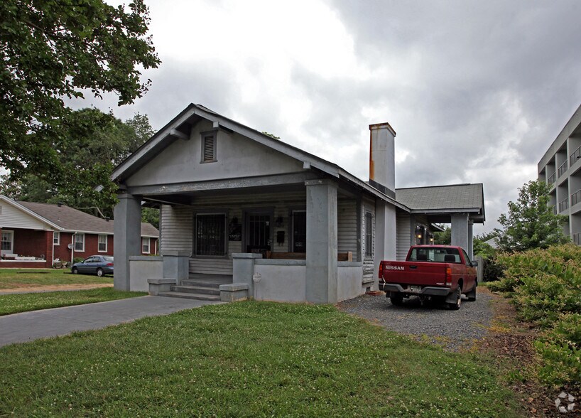 More Photos Of 1312 Thomas Ave, Charlotte Storefront Retail Office For Lease