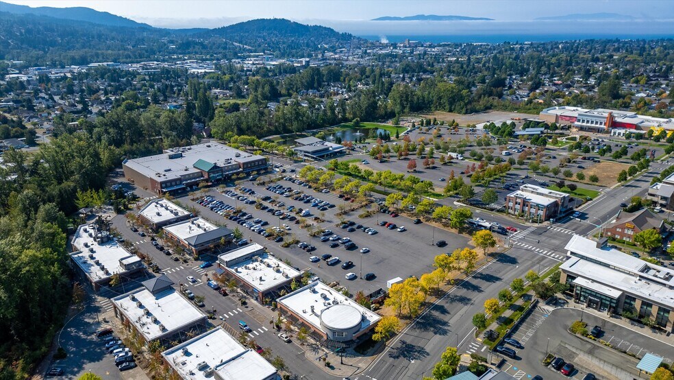 More Photos Of 2900 Woburn St, Bellingham Unknown For Lease