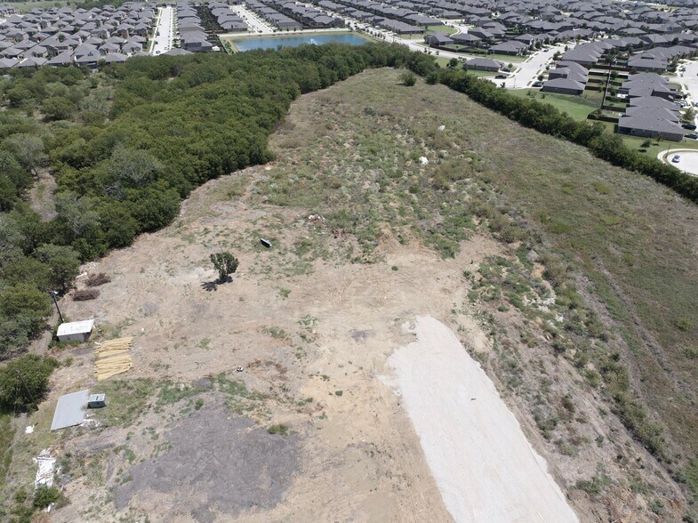 More Photos Of 13927 Rockin Riley Rd, Aubrey General Retail For Lease