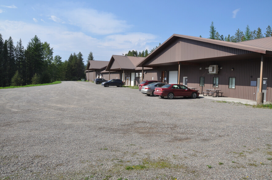 Primary Photo Of 6065 - 6073 US Highway 93, Olney Warehouse For Sale