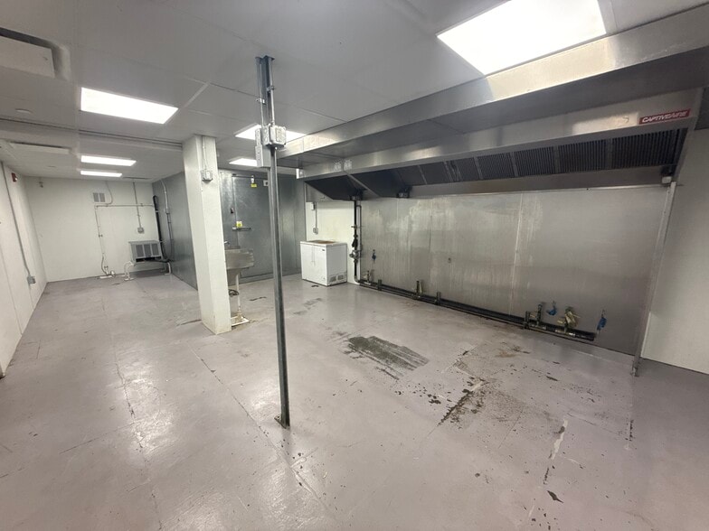 More Photos Of 15-21 3rd St, Dover Apartments For Lease