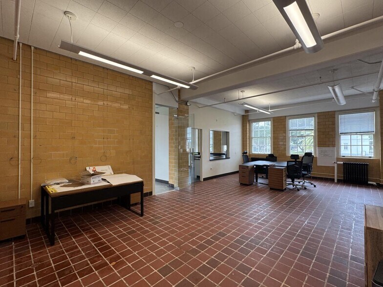 More Photos Of 220 Halleck St, San Francisco Office For Lease
