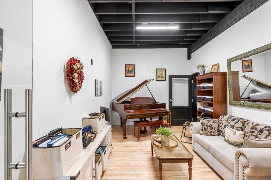 More Photos Of 48771 W Valley Blvd, Tehachapi Schools For Sale