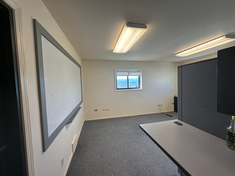 More Photos Of 3545 S Park Dr, Jackson Warehouse For Lease