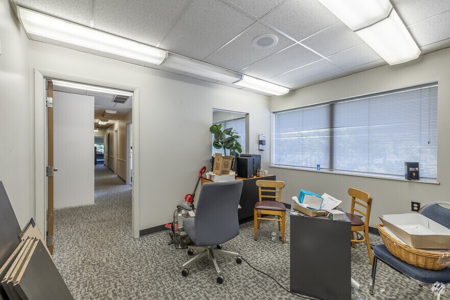 More Photos Of 1240 E Main St, Springfield Loft Creative Space For Sale