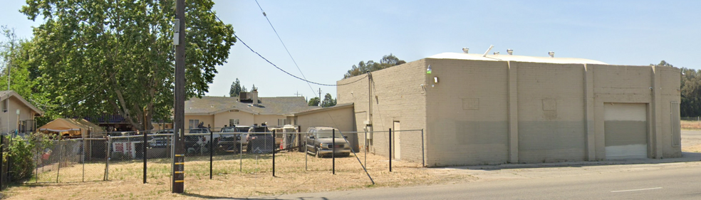 Primary Photo Of 41 S Temperance Ave, Fresno Warehouse For Lease