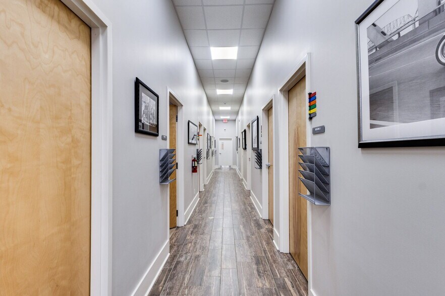 More Photos Of 307 Alcide Dominique Dr, Lafayette Office For Sale