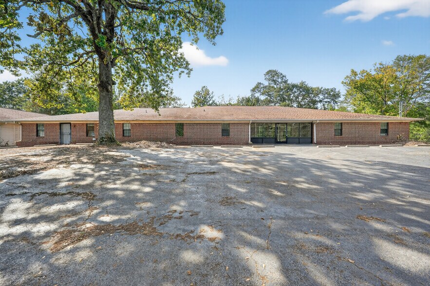 More Photos Of 1324-1325 Highway 195, Jasper Assisted Living For Sale