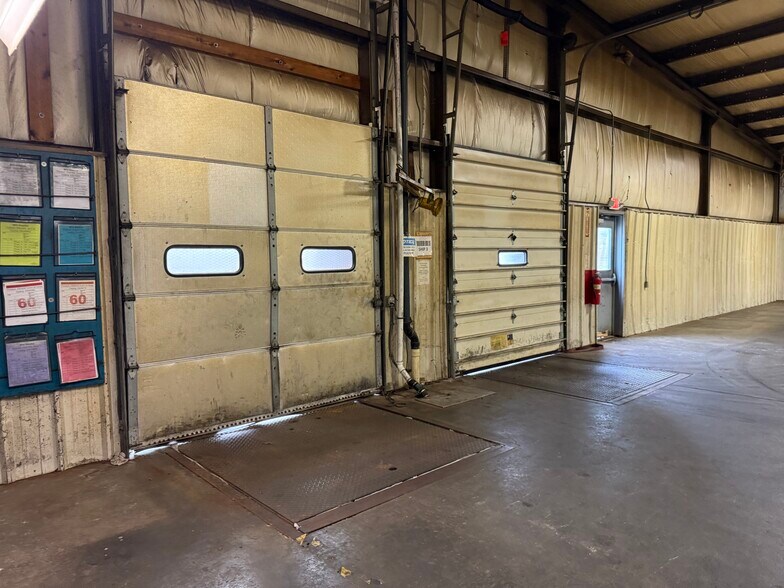 More Photos Of 303 E Parson St, Galion Manufacturing For Sale